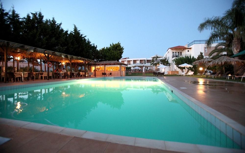 Iria Beach Kültér fotó