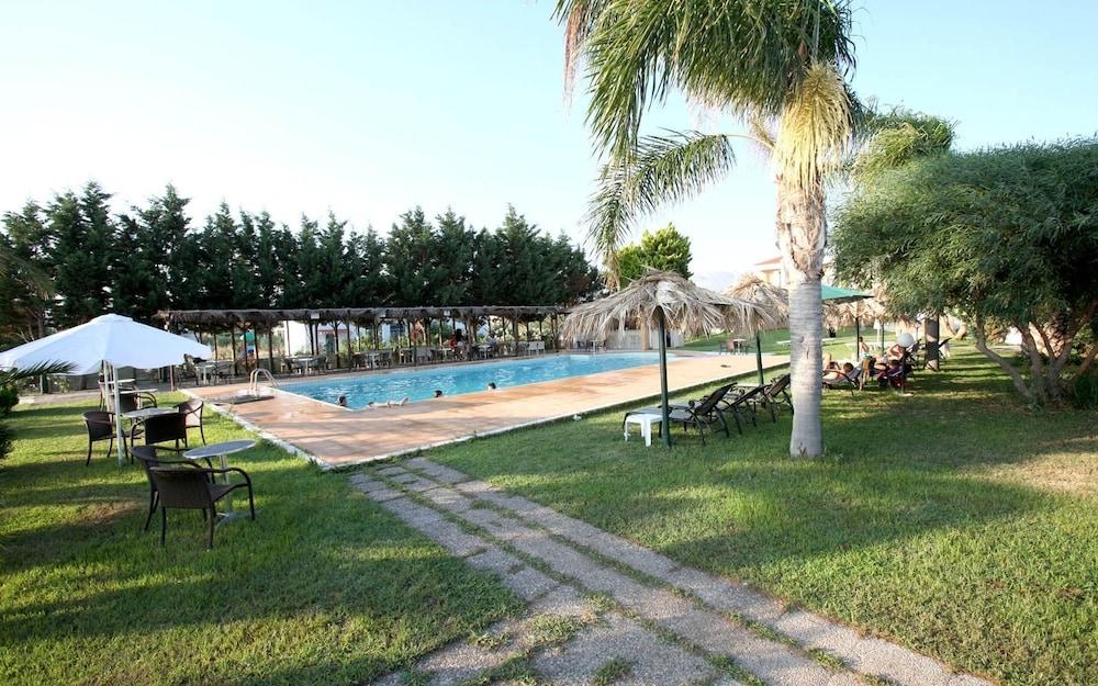 Iria Beach Kültér fotó