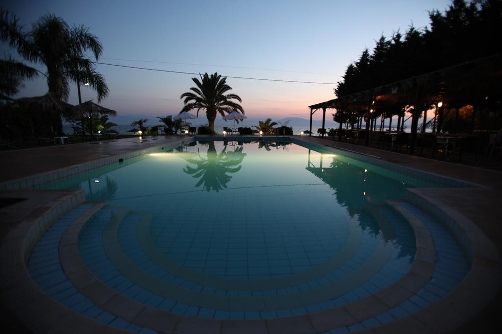 Iria Beach Kültér fotó